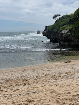 Pantai Sundak Yogyakarta